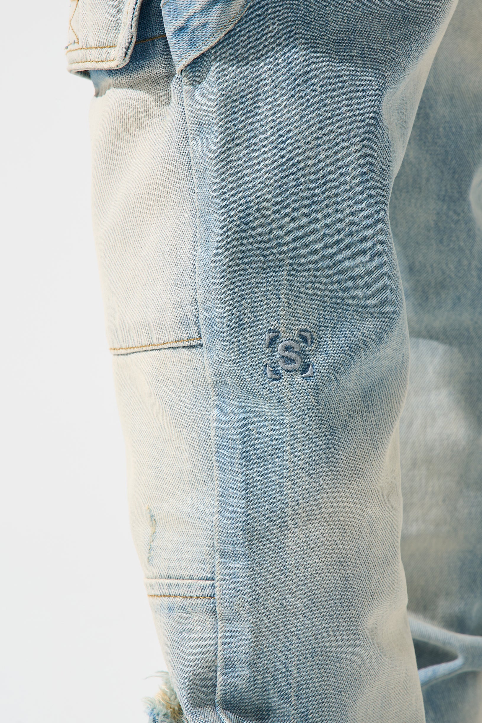 "FIG" Baggy Jeans