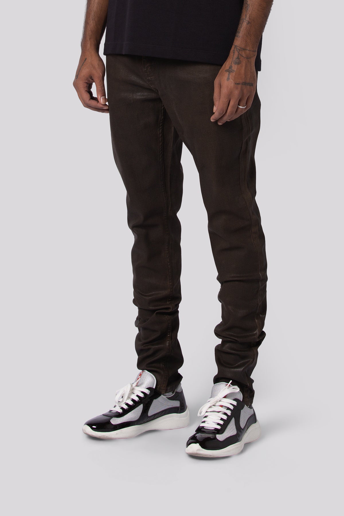 Onyx Brown Jean