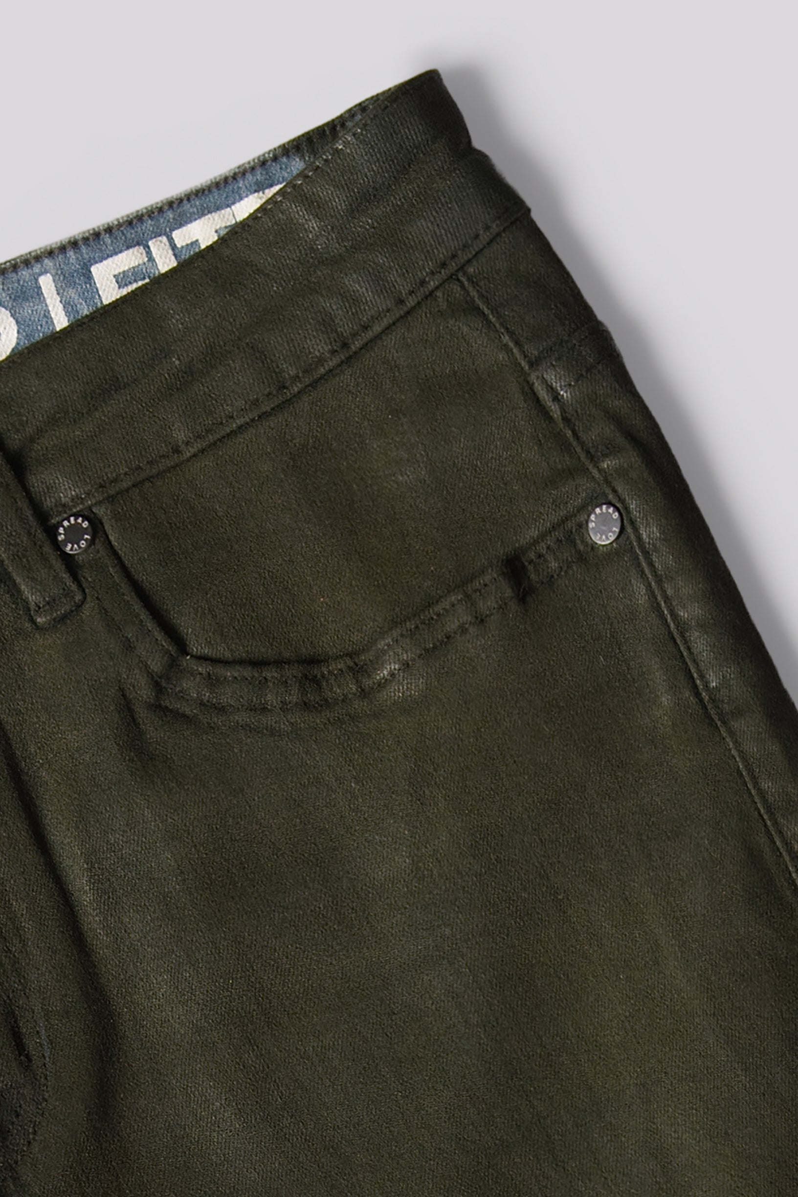 ONYX Olive Jean