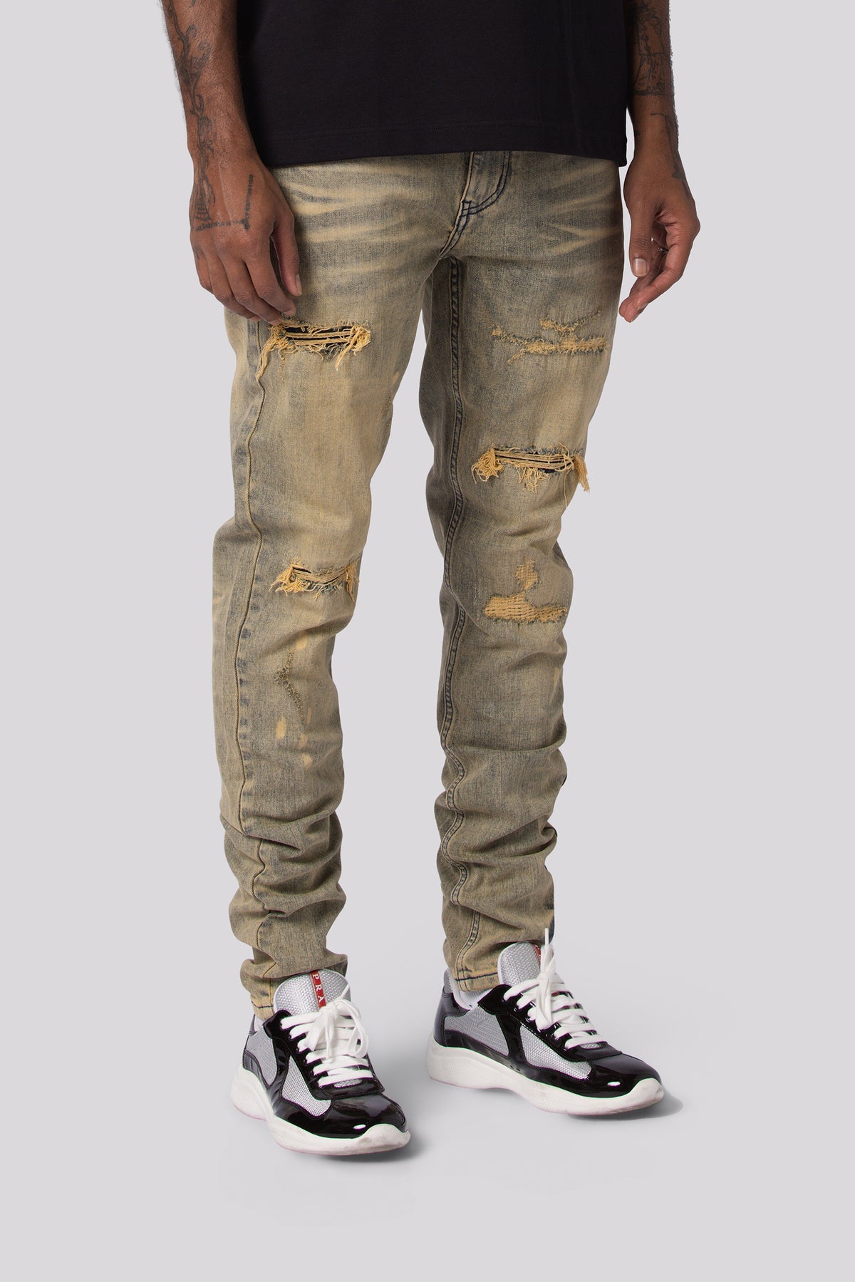 Ruin Jean