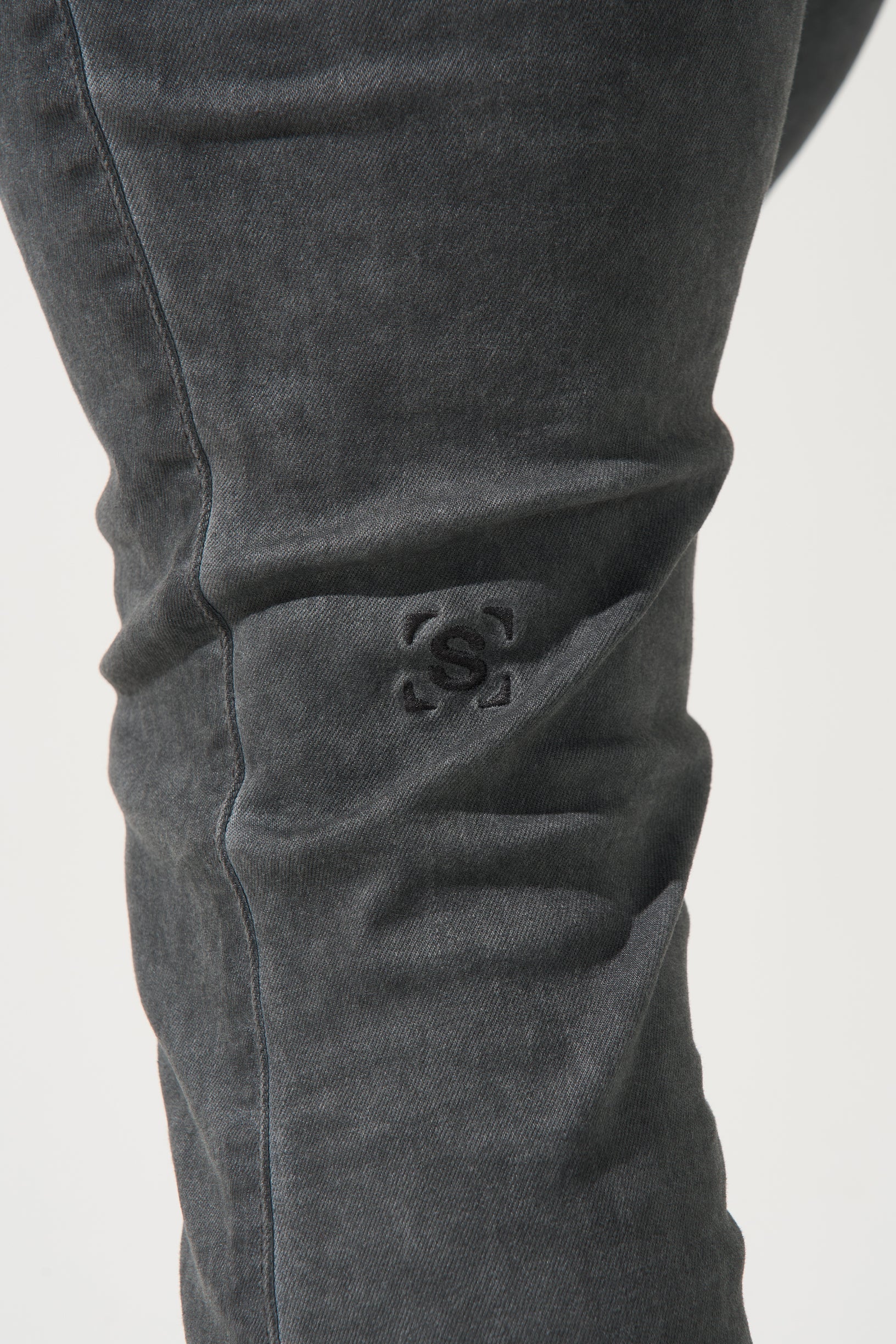 "LEAD" Stacked Jeans