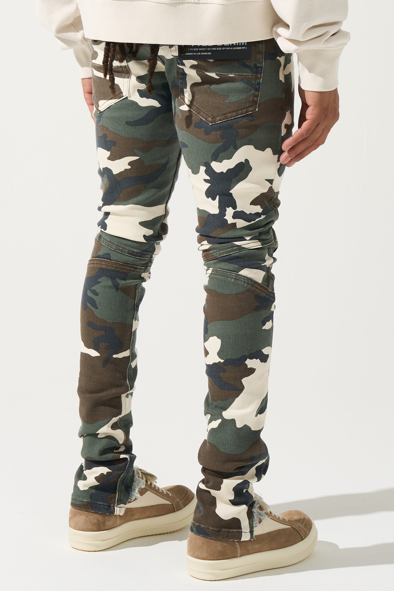 SYNC Jeans