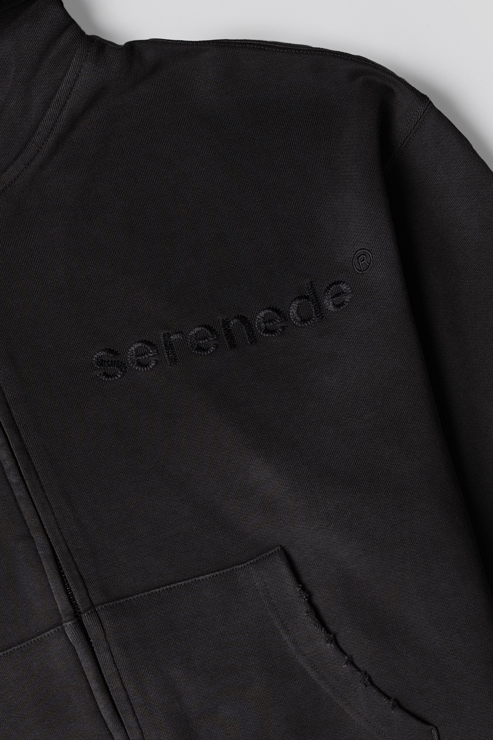 ESSENTIAL Zip Black Hoodie