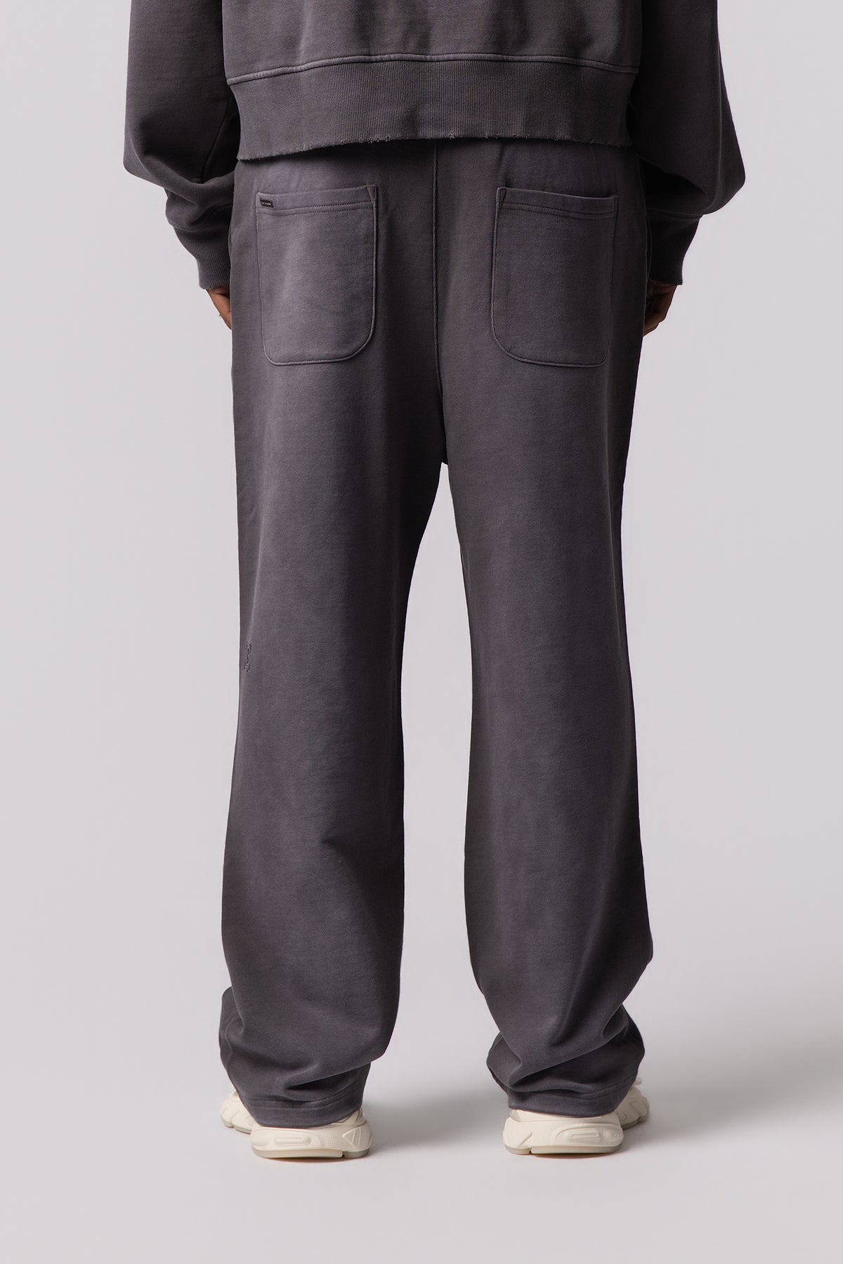 ESSENTIAL Grey Sweatpant