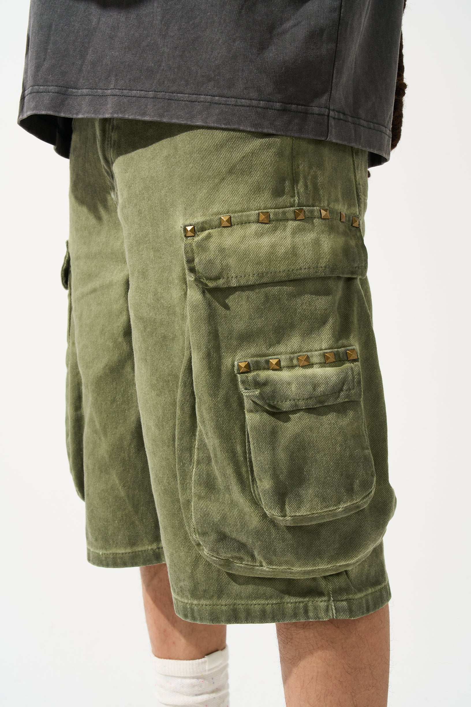 OLEA Cargo Shorts - Vintage Olive Green Cargo Shorts | SERENEDE®