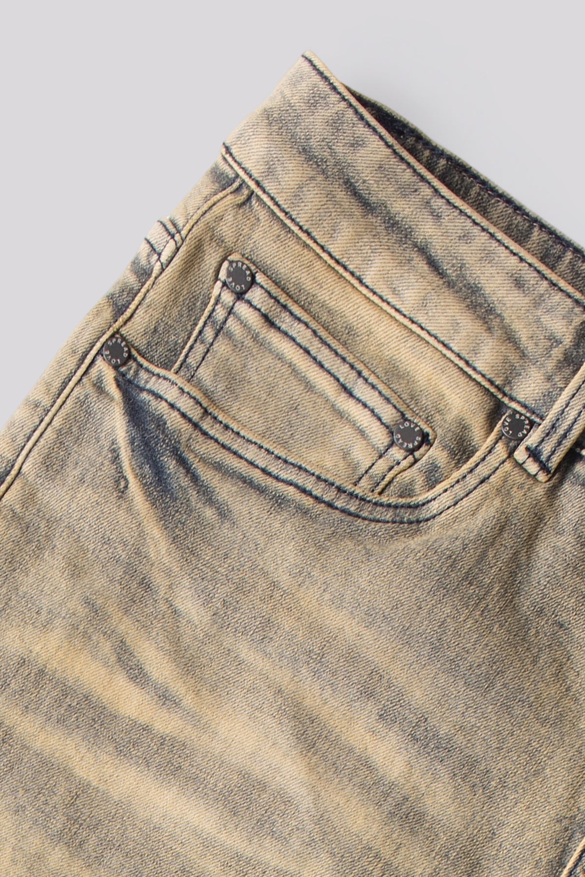 Ruin Jean