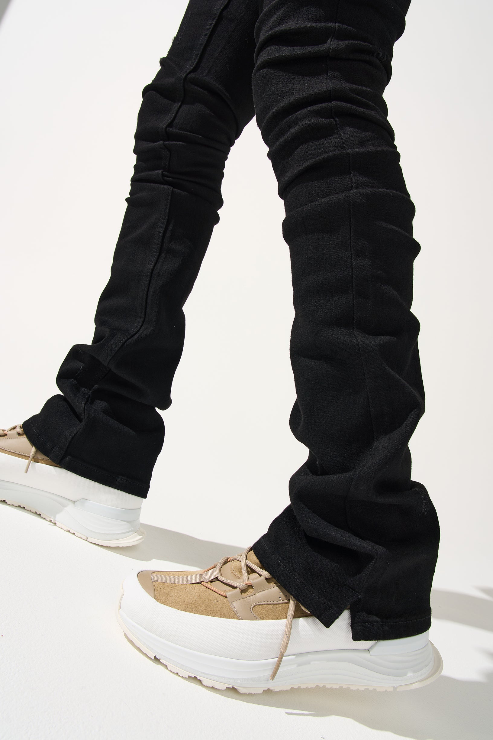 NOIR 7 Stacked Jeans