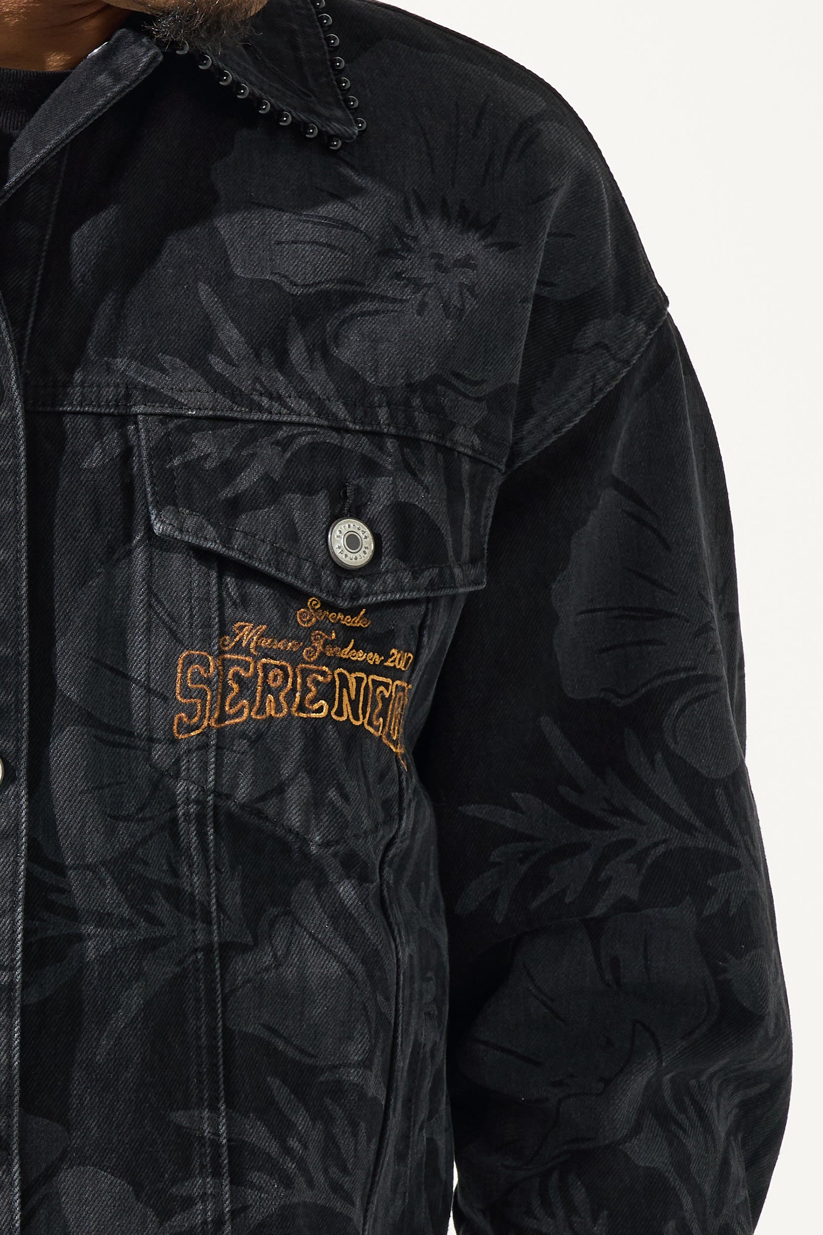 SOUVENIR Denim Jacket - Embroidered Black Denim Jacket | SERENEDE®