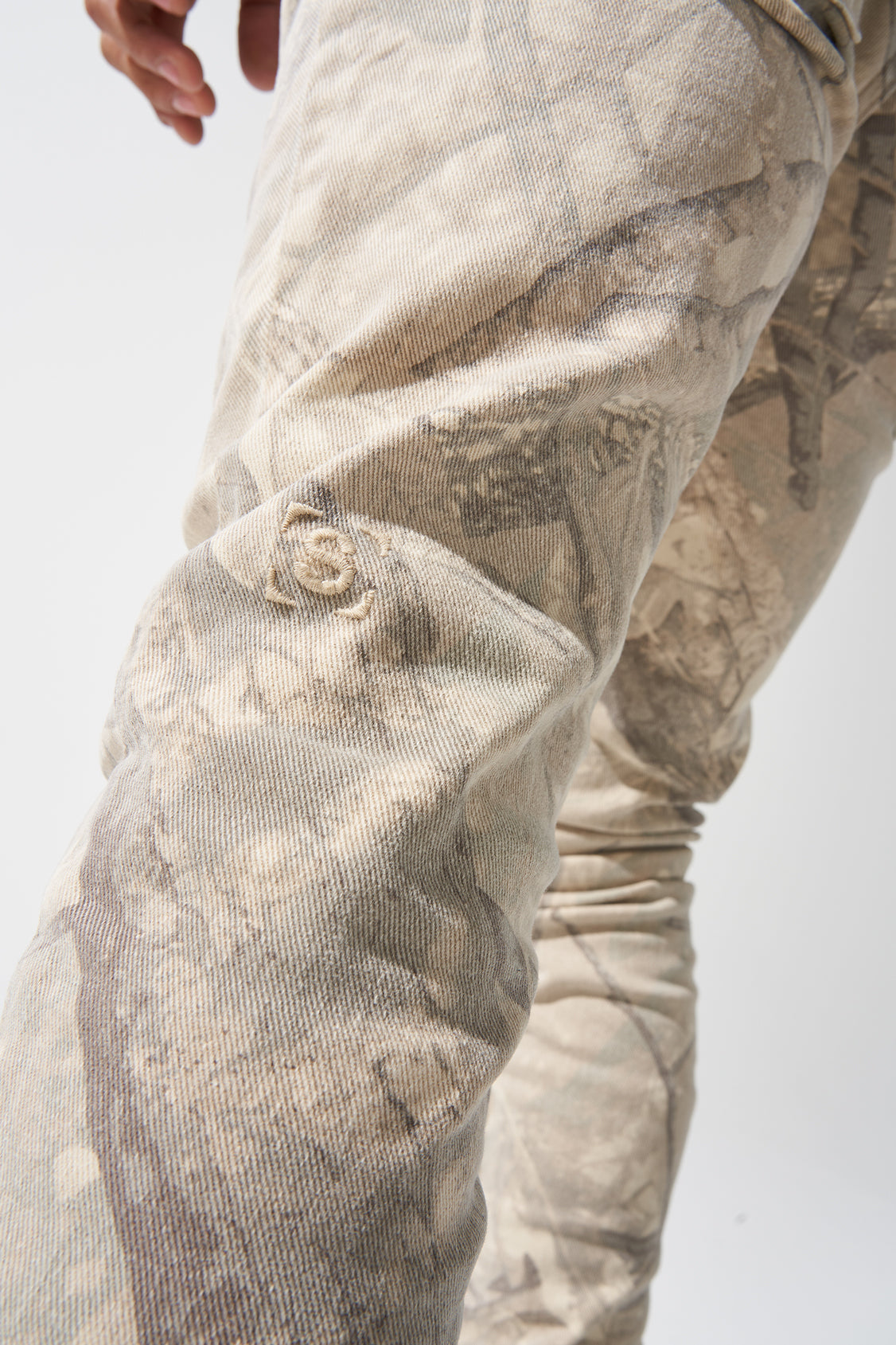SIENNA Camo Jeans